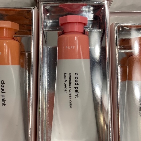 GLOSSIER CLOUD PAINT - pick a shade lovelies - Picture 4 of 8